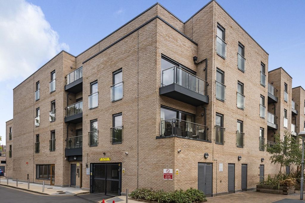 Property photo 3 of 15 Picture 3