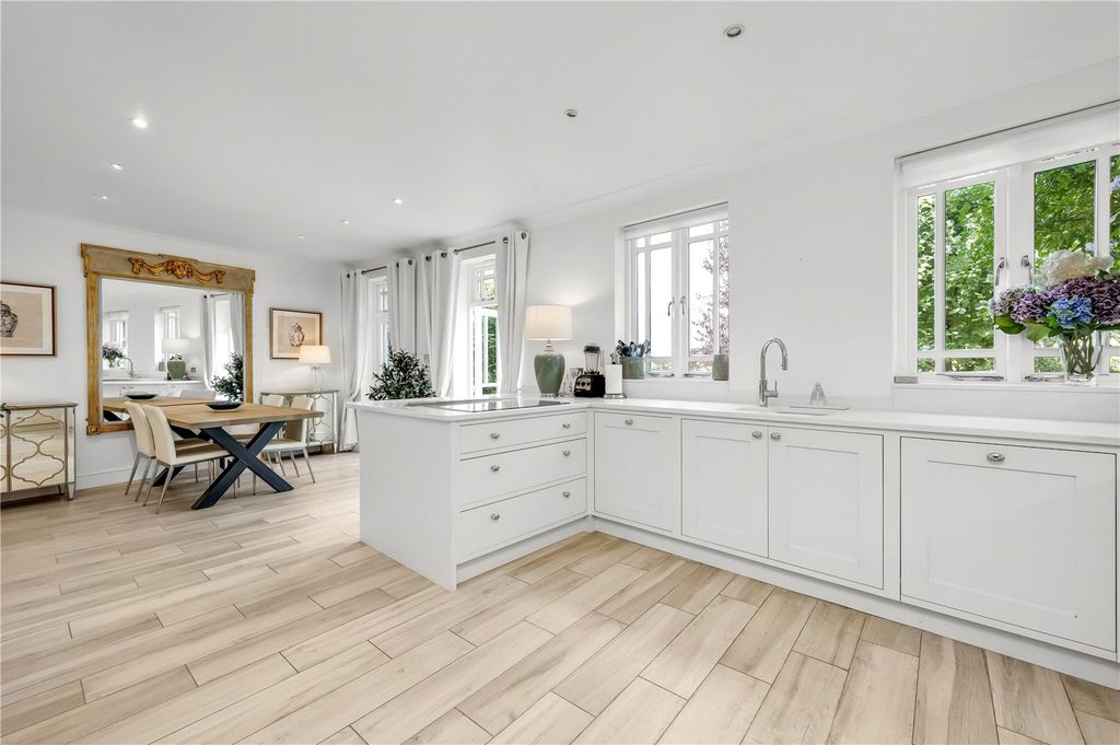 Property photo 1 of 12 Kitchen