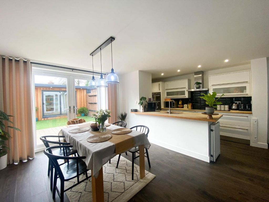 Property photo 2 of 19 Img_1454.Jpg