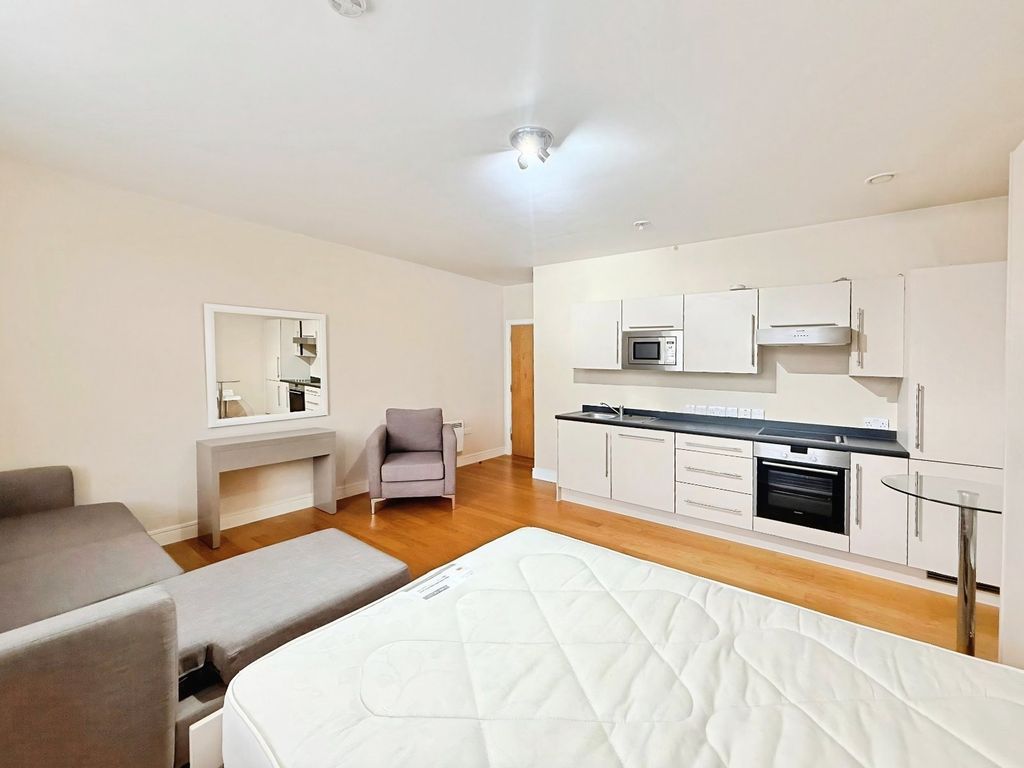 Property photo 2 of 9 Picture No. 04