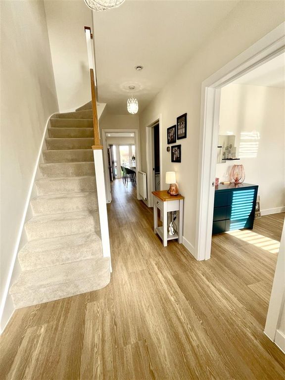 Property photo 3 of 19 Fullsizerender (11).Jpg