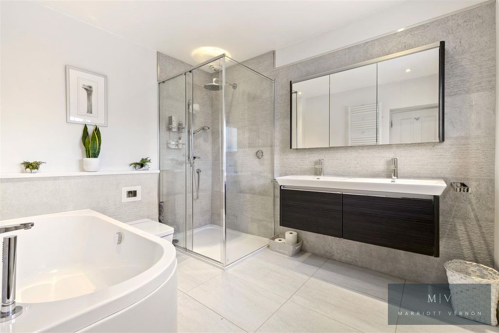 Additional image 10 of 5 bed detached house for saleWinchelsey Rise, South Croydon CR2