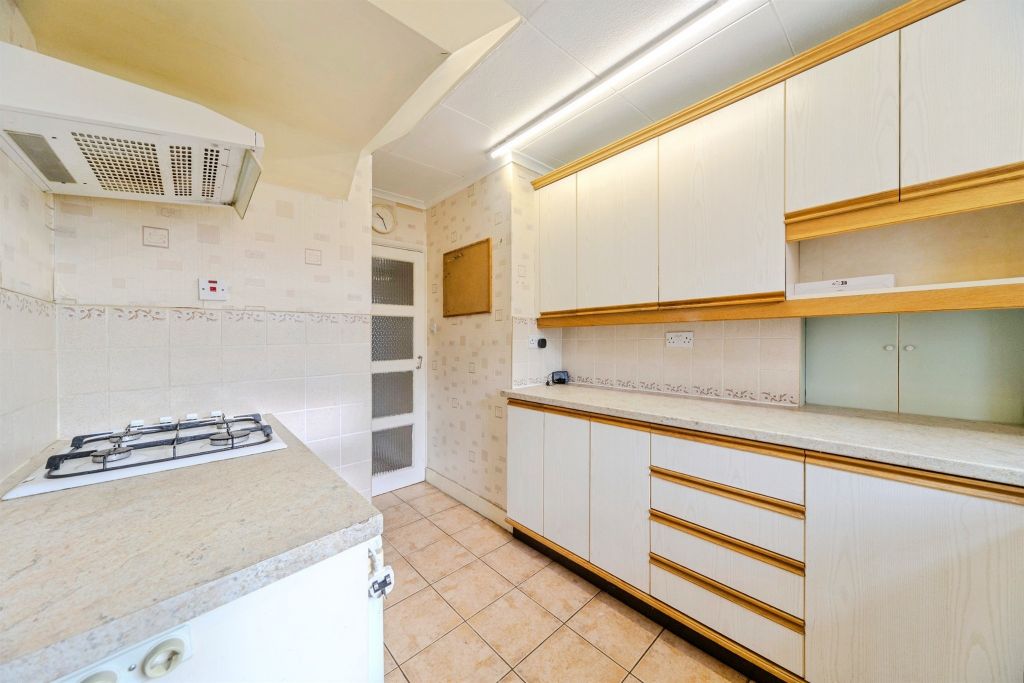 Property photo 3 of 22