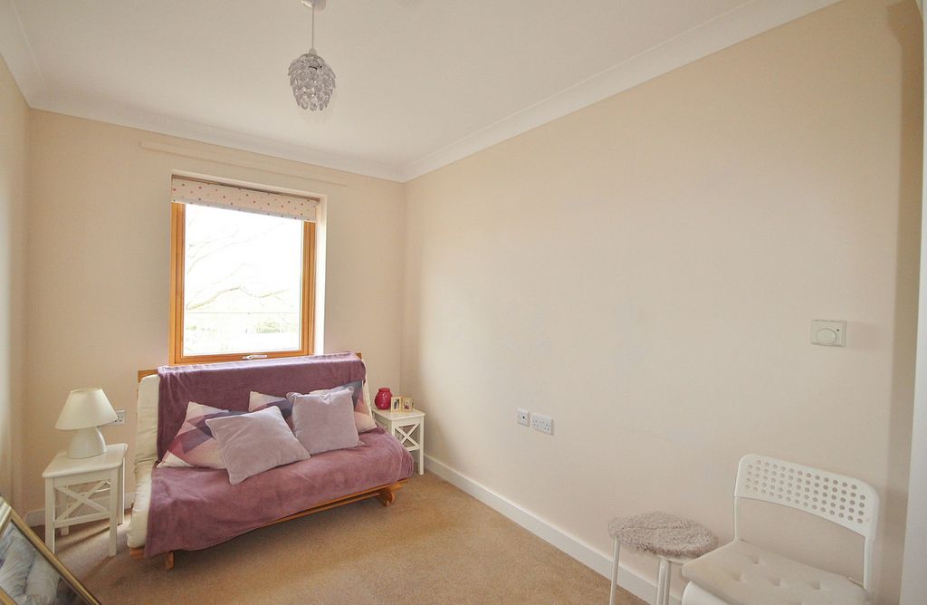 Additional image 10 of 2 bed flat for saleFernleigh, Witney OX28
