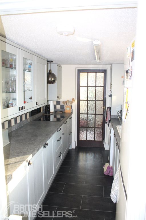 Property photo 3 of 22 Picture No. 28