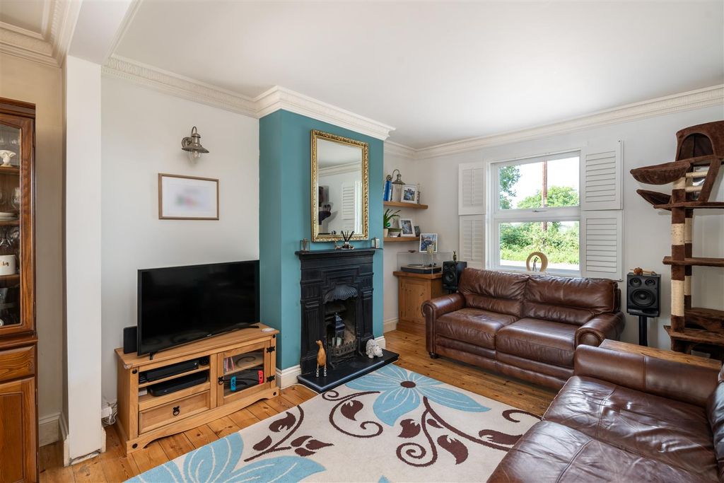 Property photo 2 of 24 3 Bonwick Cottages Internals17.Jpg