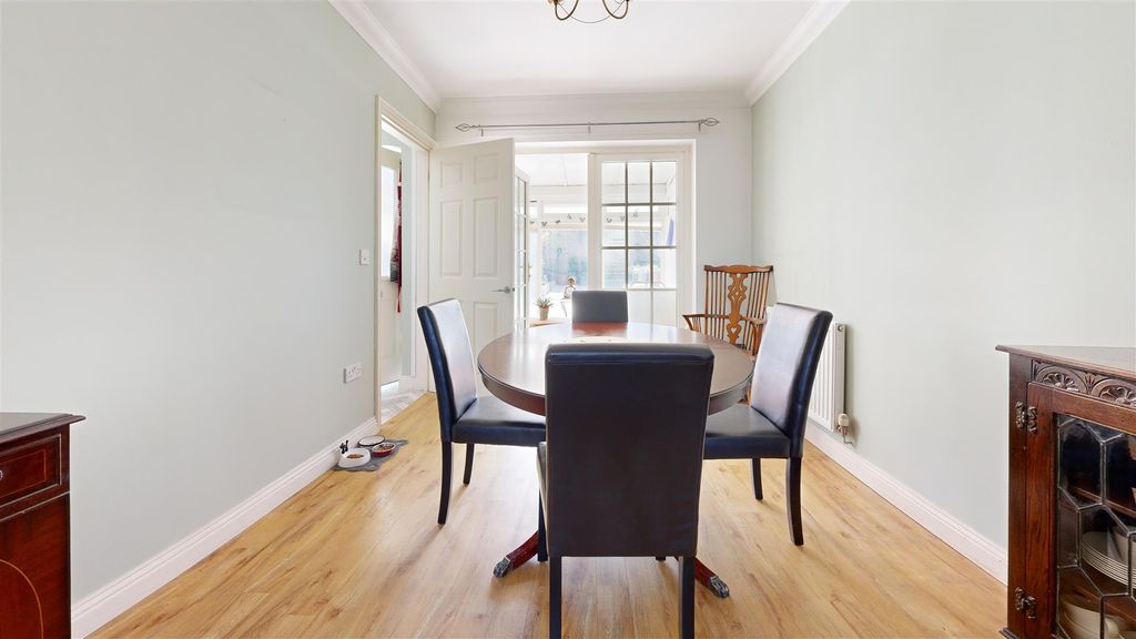 Property photo 3 of 17 Dining-Room (1).Jpg