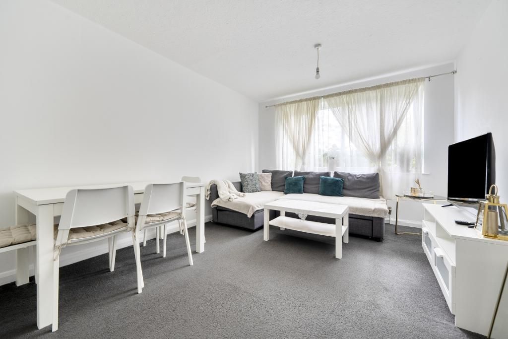 Property photo 3 of 9 Photo 3