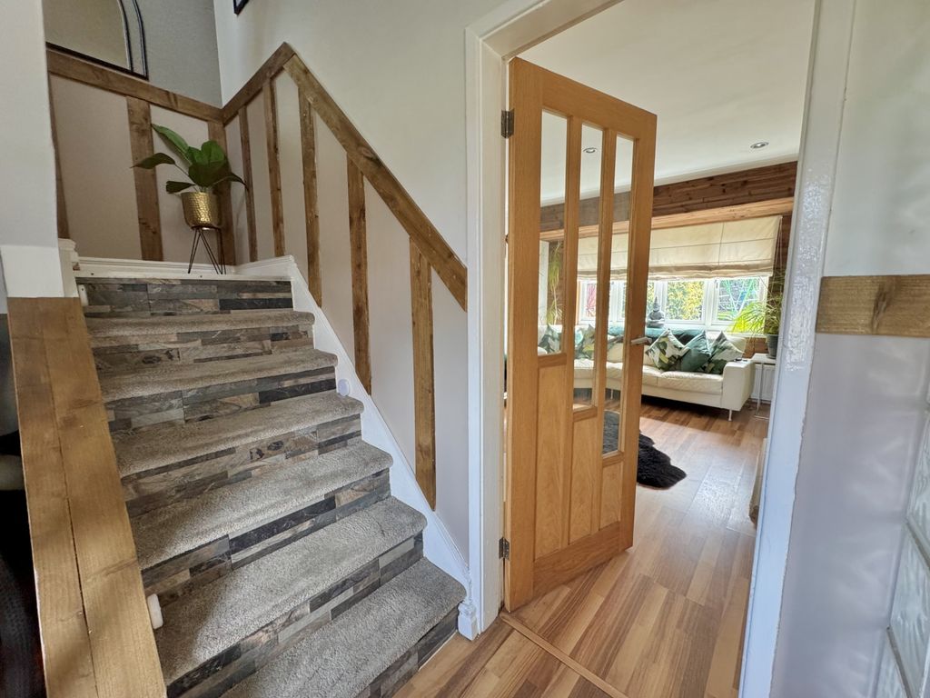 Property photo 2 of 24 Img_2443