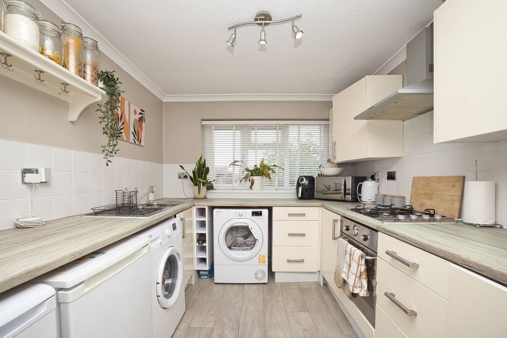 Property photo 2 of 9 Picture 2