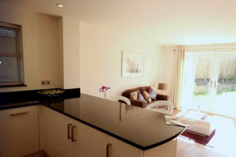 Property photo 3 of 9 Gallery