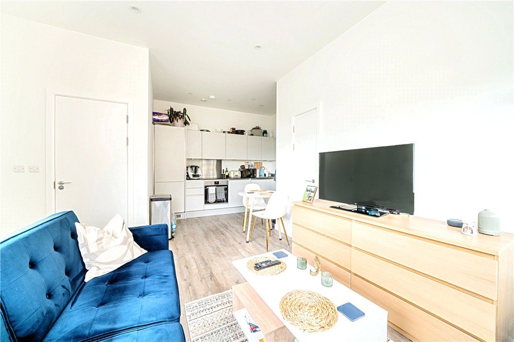 Property photo 3 of 8 Picture No. 04