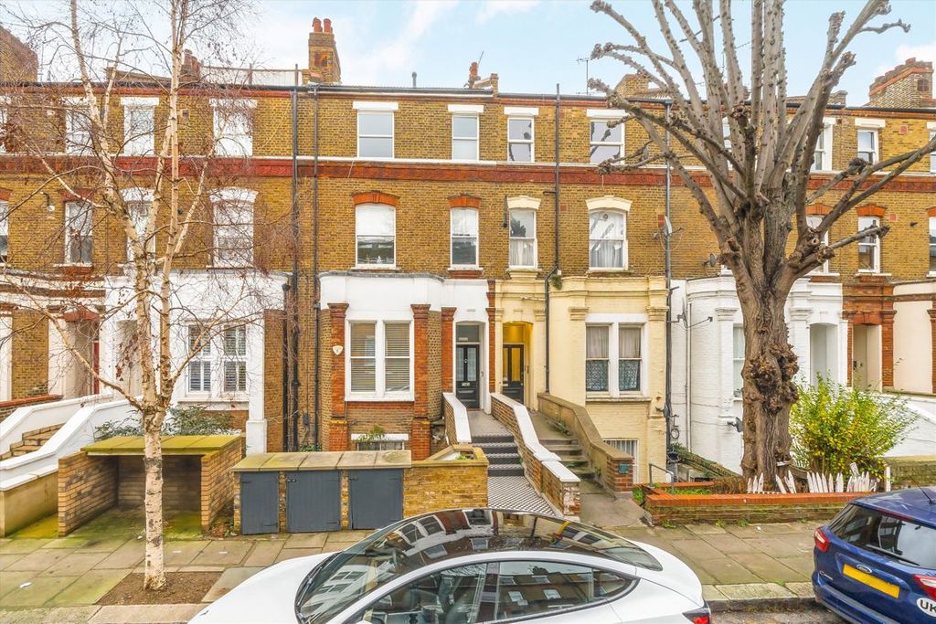 Property photo 1 of 9