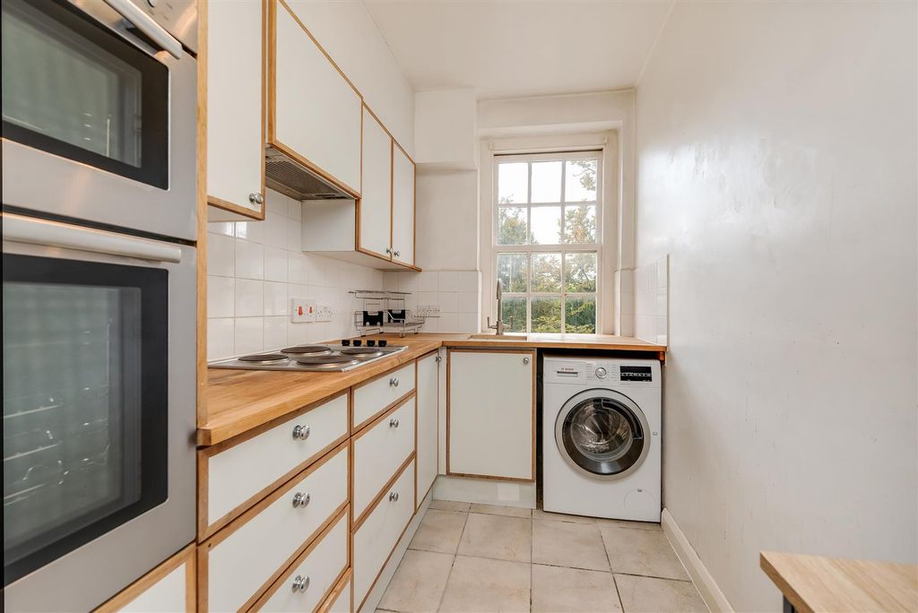 Property photo 3 of 10 3.Jpg