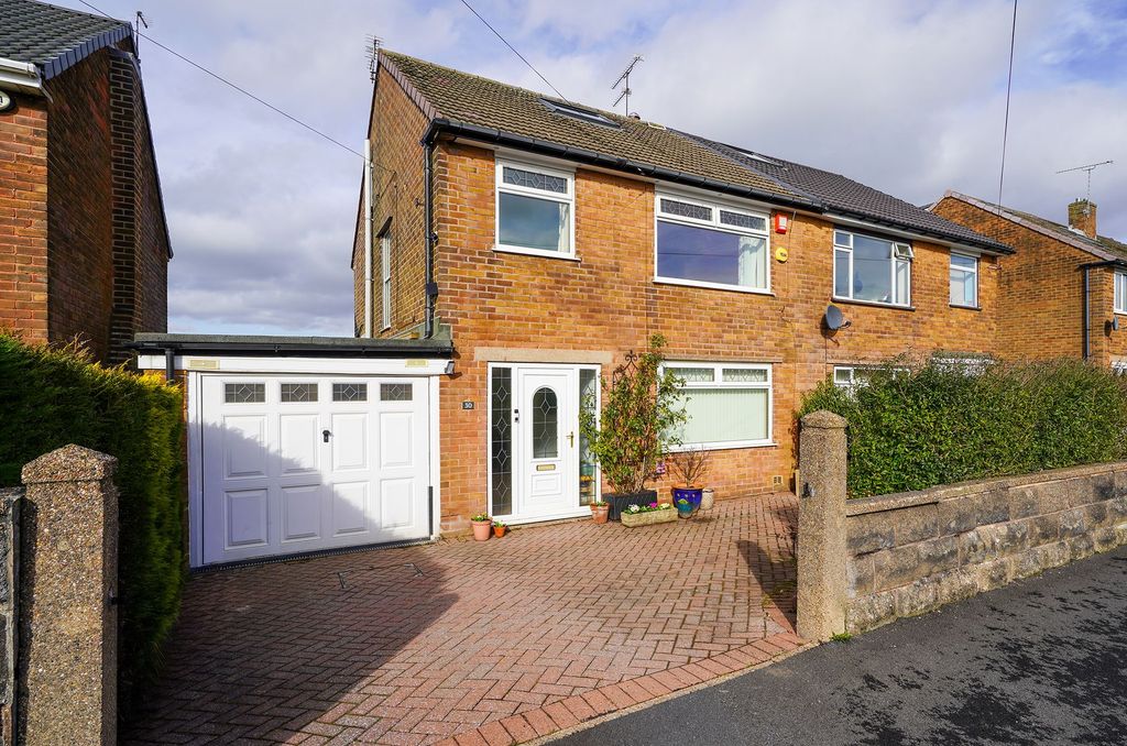 Property photo 1 of 30