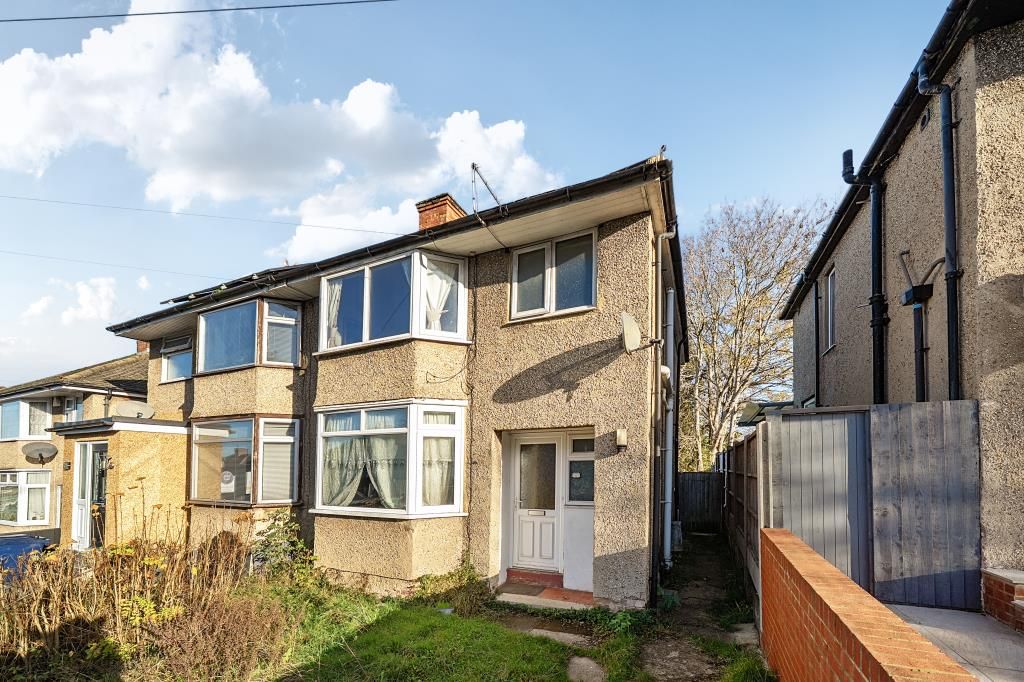 Property photo 1 of 19 External View