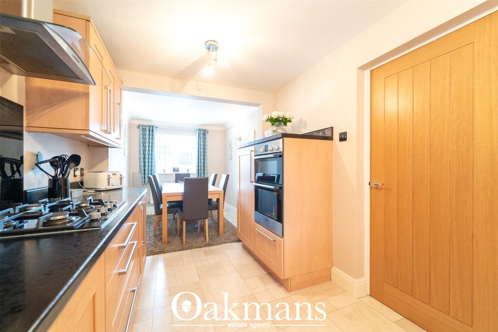 Property photo 3 of 46 Picture No. 02