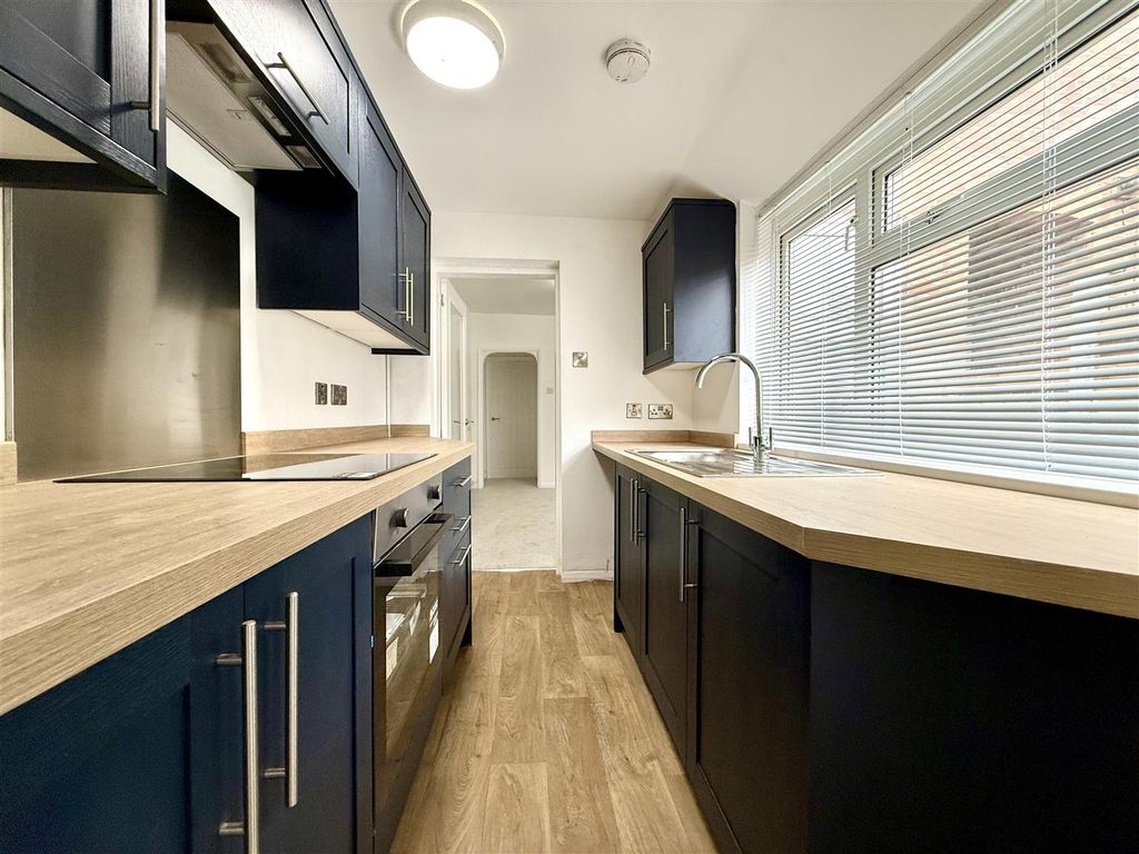 Property photo 2 of 16 2