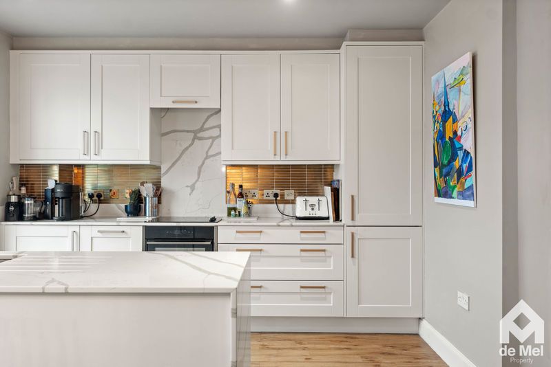 Property photo 3 of 18 Photo 15