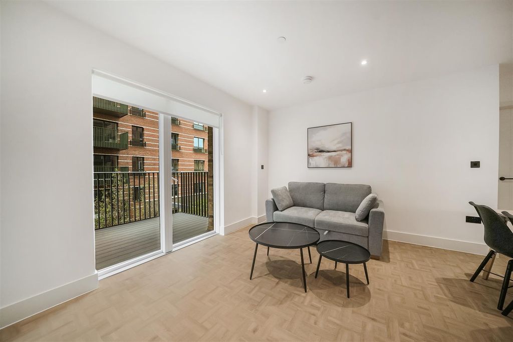 Property photo 3 of 17 13 Provence Apartments, 3 Monarch Square - Abrnx3H