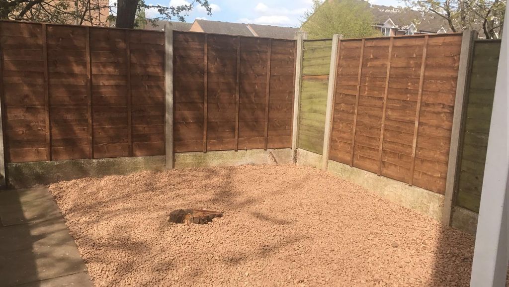 Property photo 2 of 10 Garden