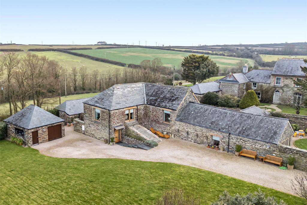 Property photo 2 of 48 Picture No. 04