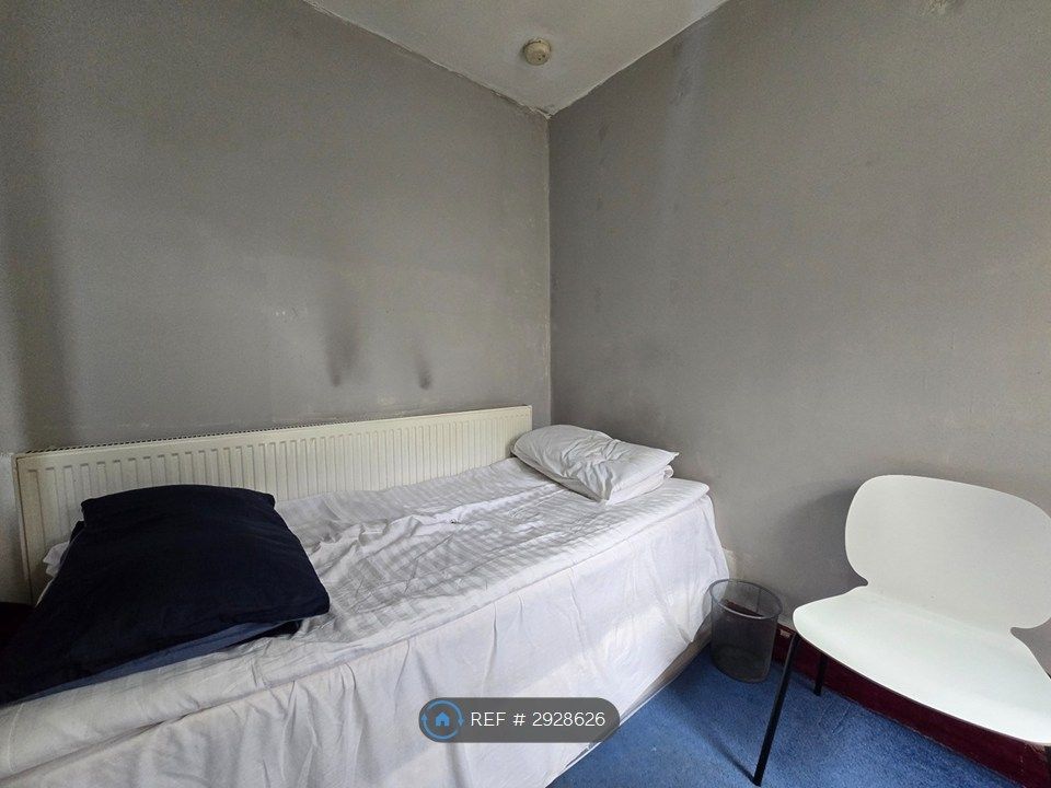 Property photo 3 of 3