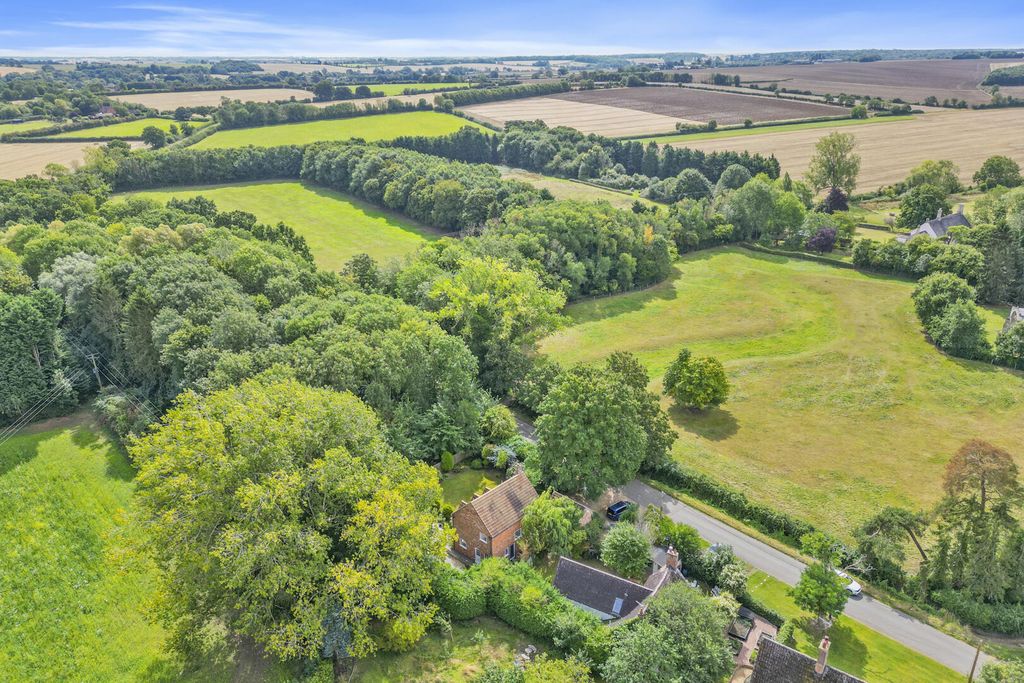 Property photo 2 of 21 Exterior