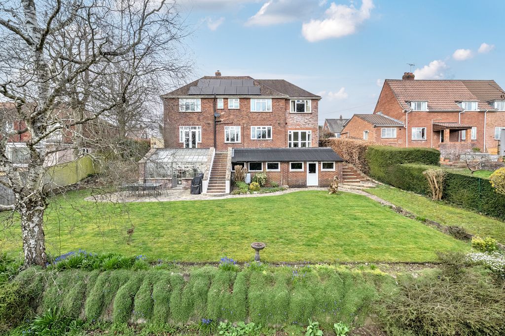 Property photo 1 of 21