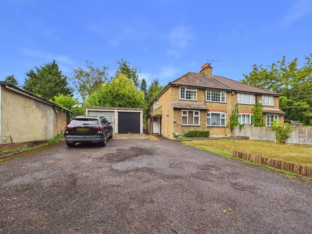 Property photo 1 of 9 Cam01563G0-Pr0324-Still008.Jpg