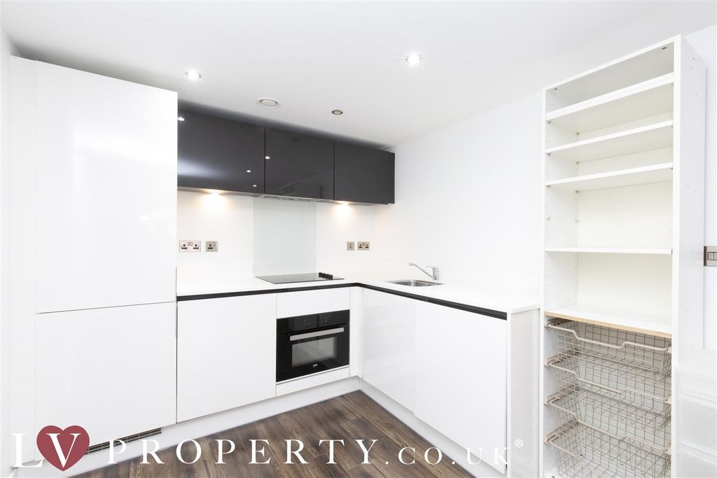 Property photo 3 of 10 N5.Jpg