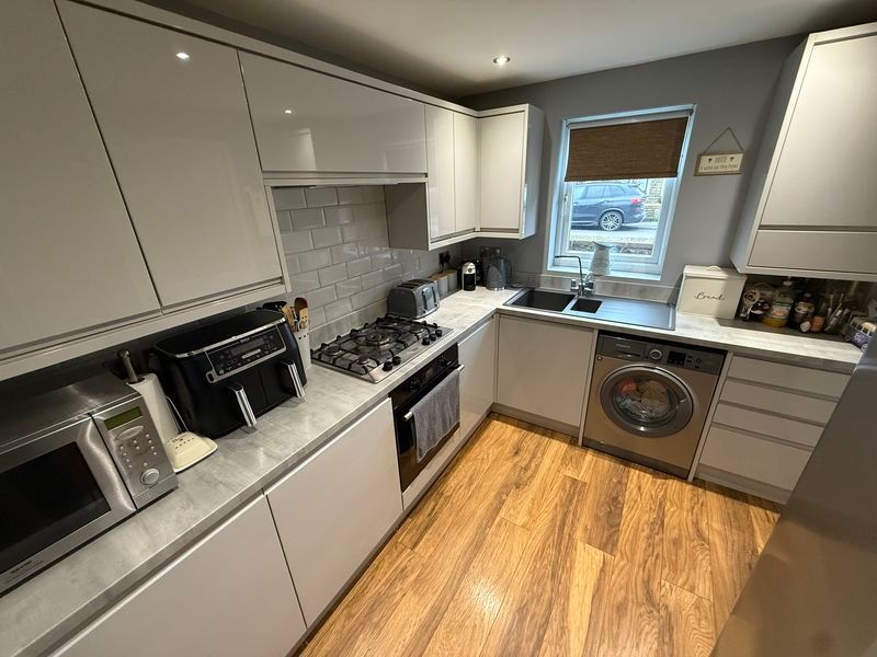 Property photo 3 of 11 Photo 3