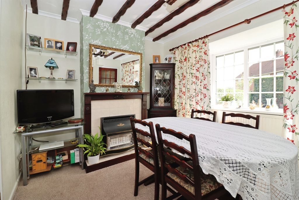 Property photo 3 of 16