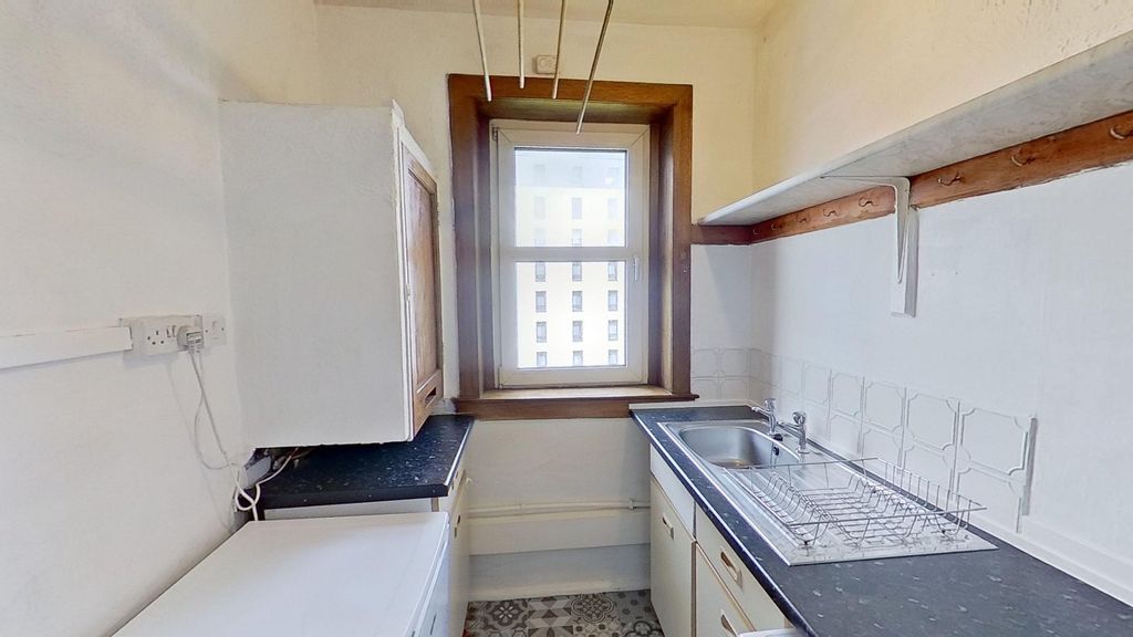 Property photo 3 of 9 Photo 3