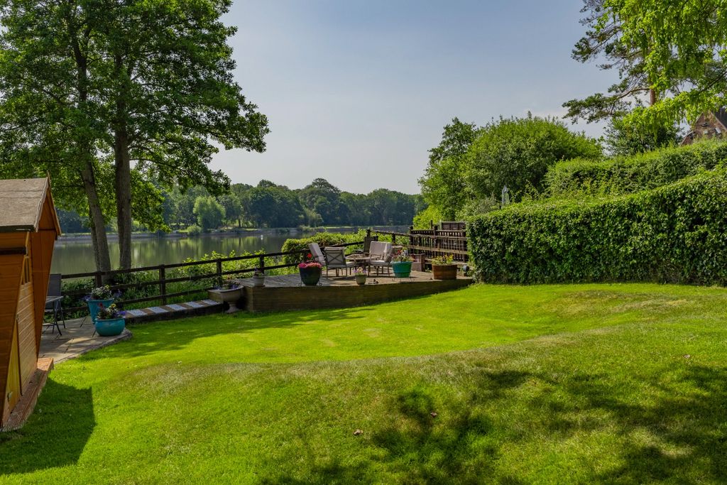Property photo 3 of 62 5235513