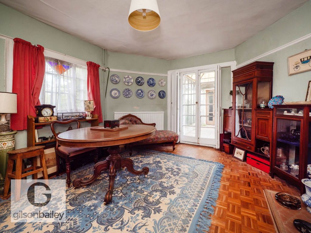 Property photo 2 of 29