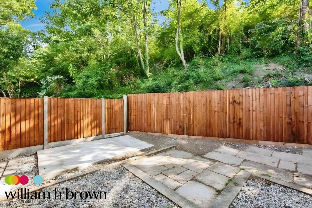 Property photo 2 of 12 Image