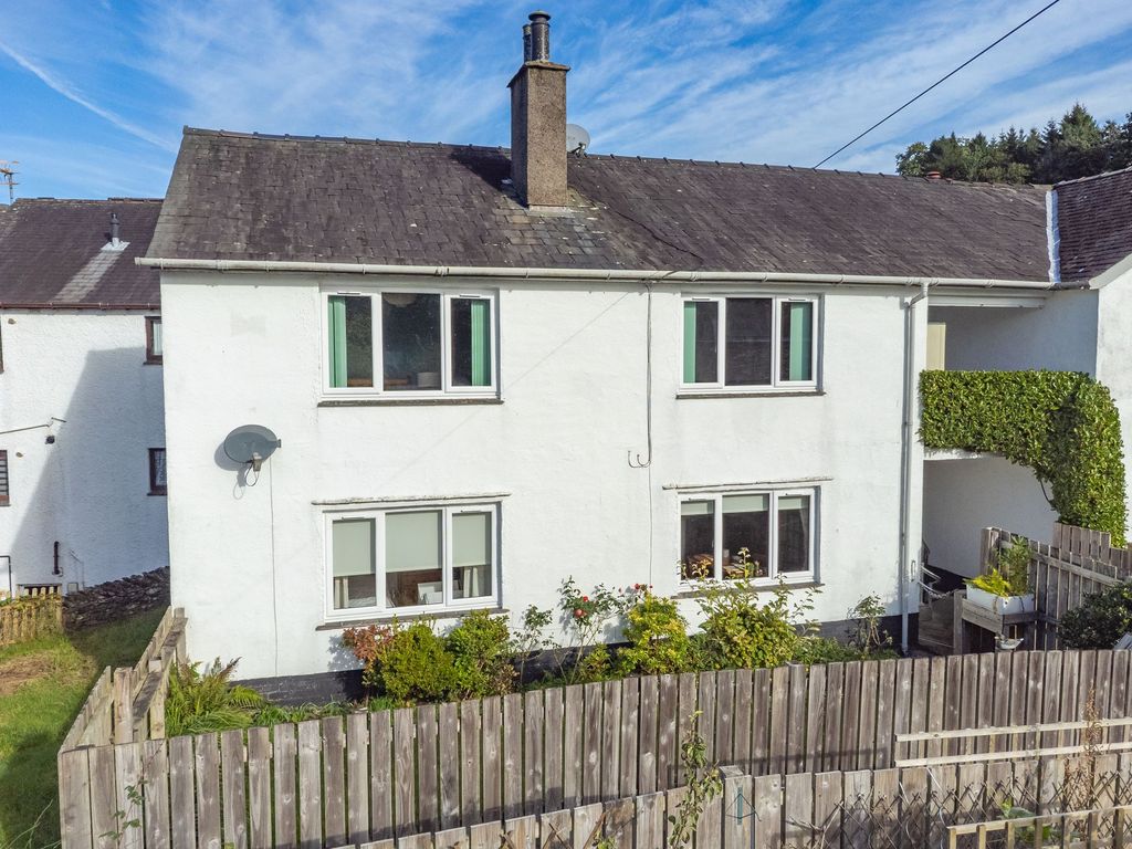 Property photo 3 of 14 Front Exterior