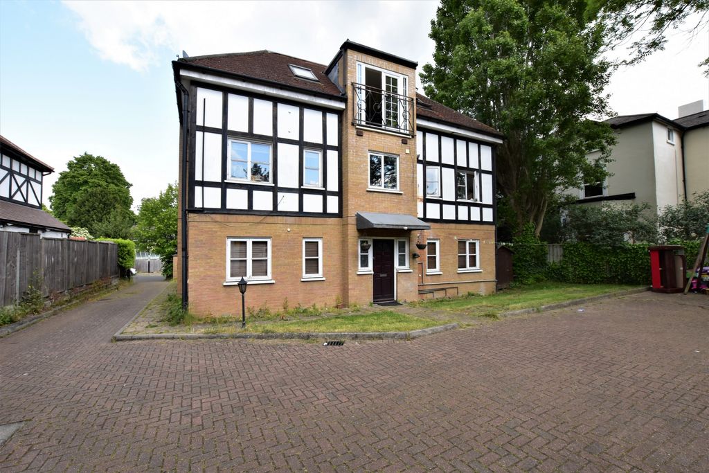 Property photo 1 of 7 Photo 10