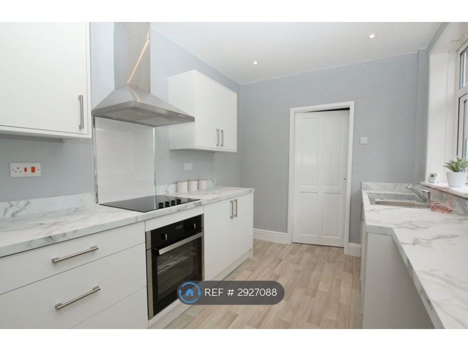 Property photo 2 of 16 New Kitchen