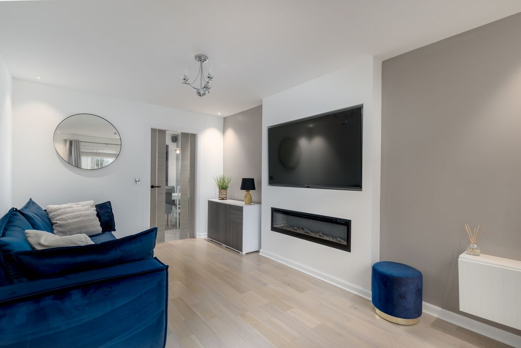 Property photo 3 of 23 Property Image 3