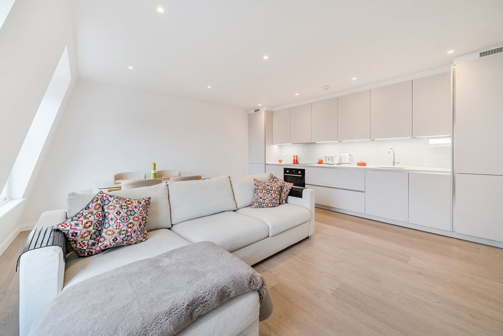 Property photo 1 of 21 1421072-15-69A17c...