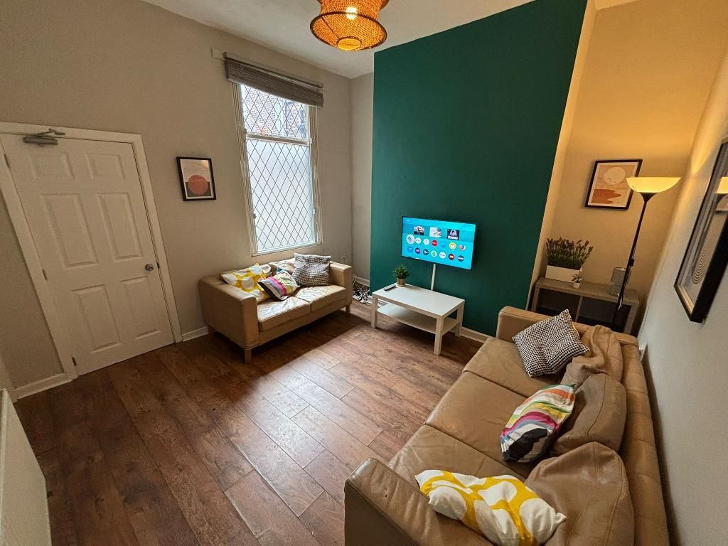 Property photo 1 of 17 Photo 1