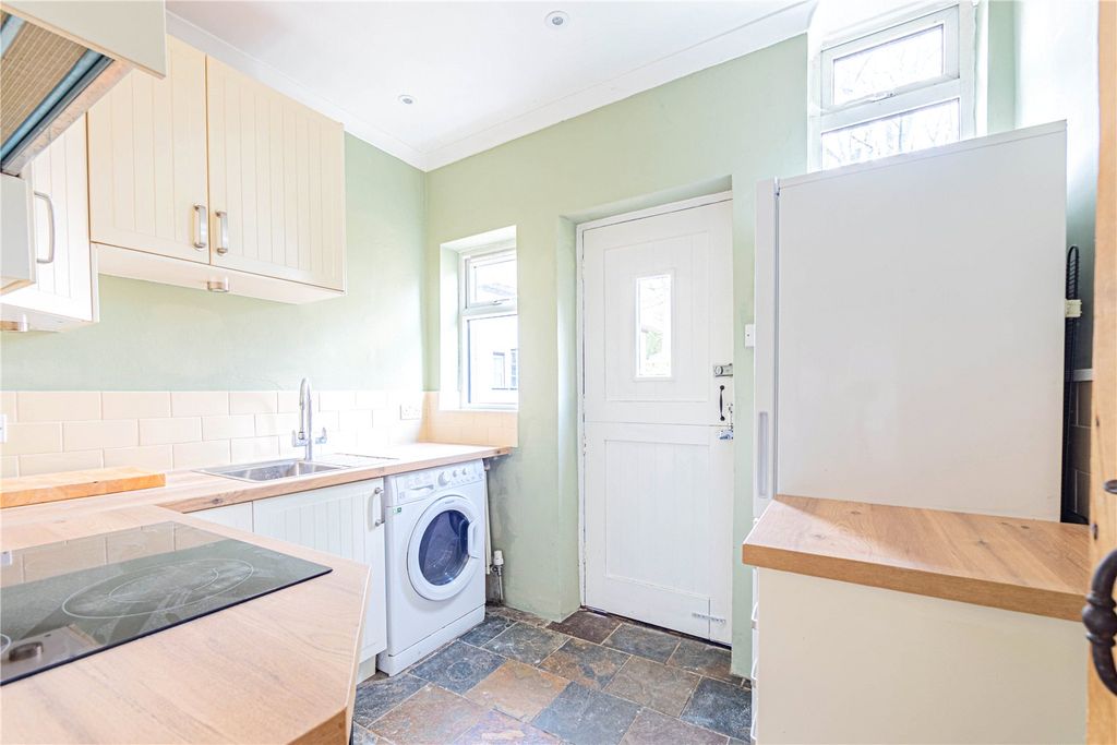 Property photo 3 of 18 Picture No. 06