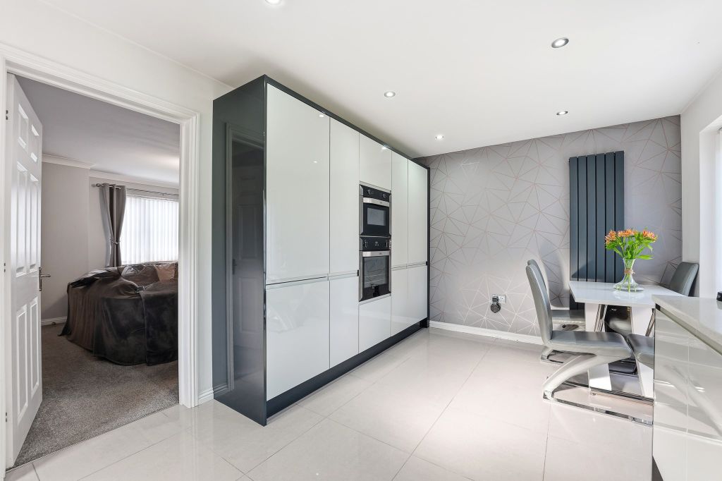 Property photo 2 of 33 P1672750-Edit-Min