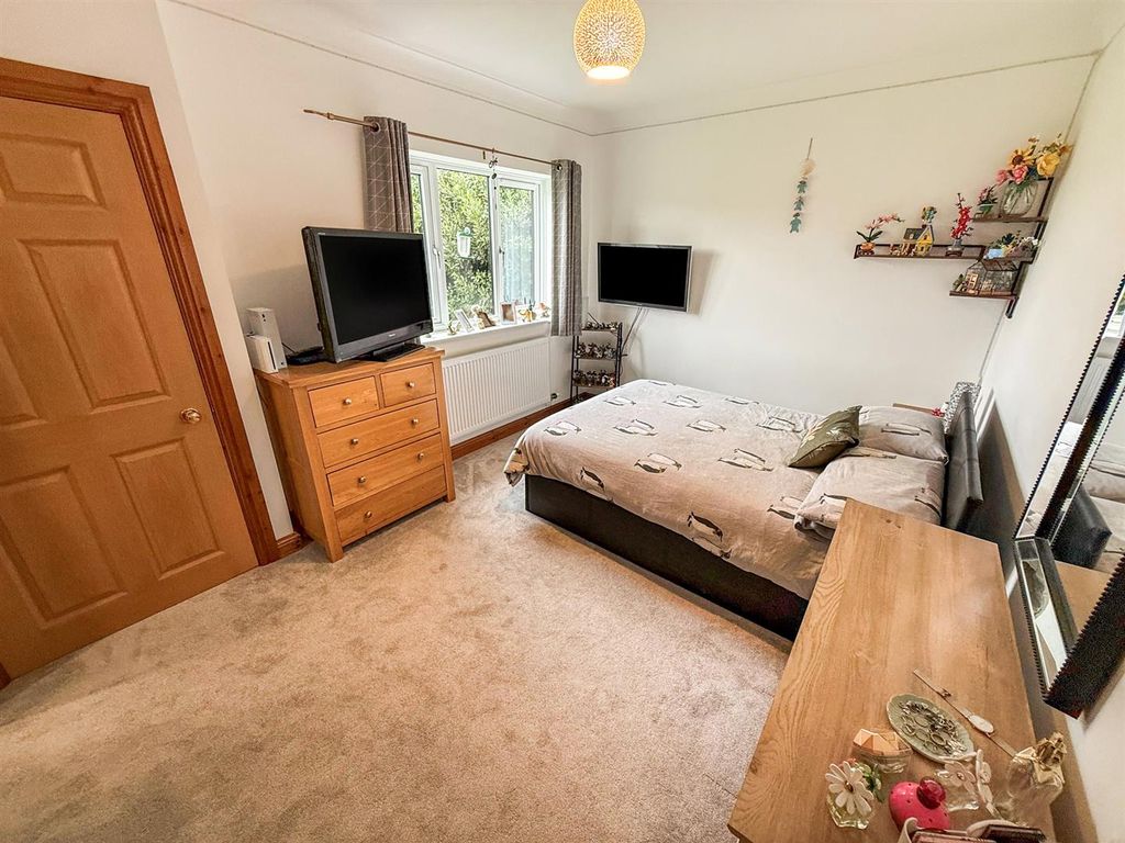Additional image 5 of 3 bed detached bungalow for saleGwel Yr Afon, Pen-Y-Bont, Oswestry SY10