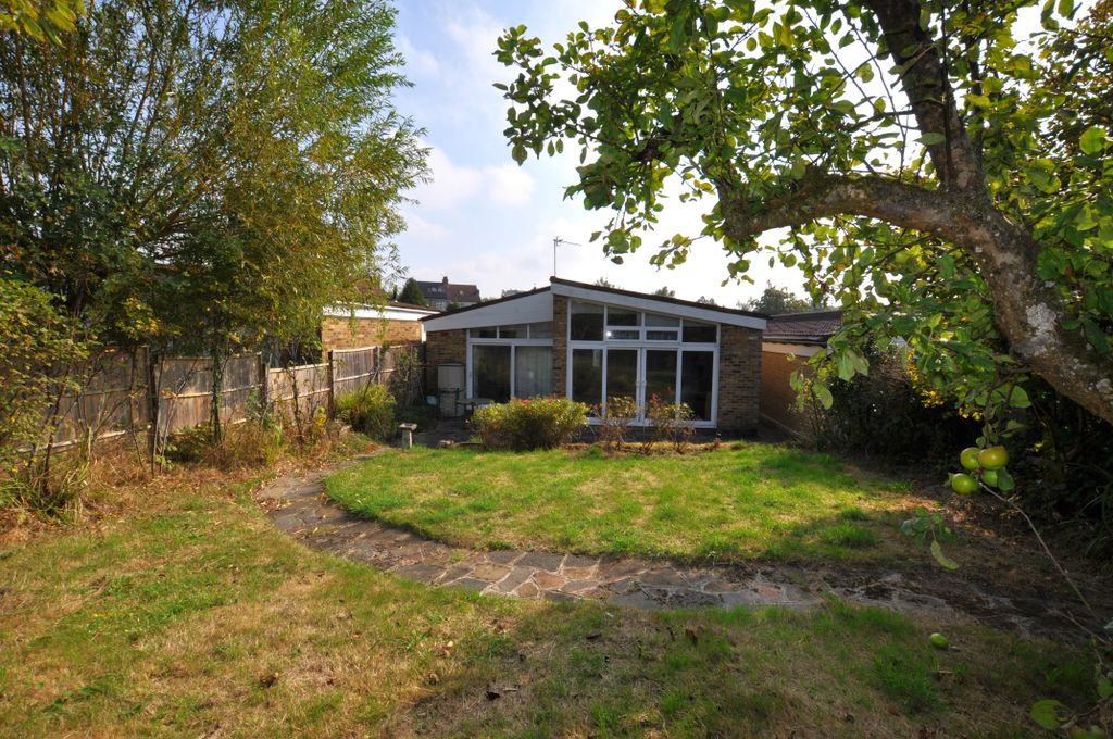 Property photo 2 of 11