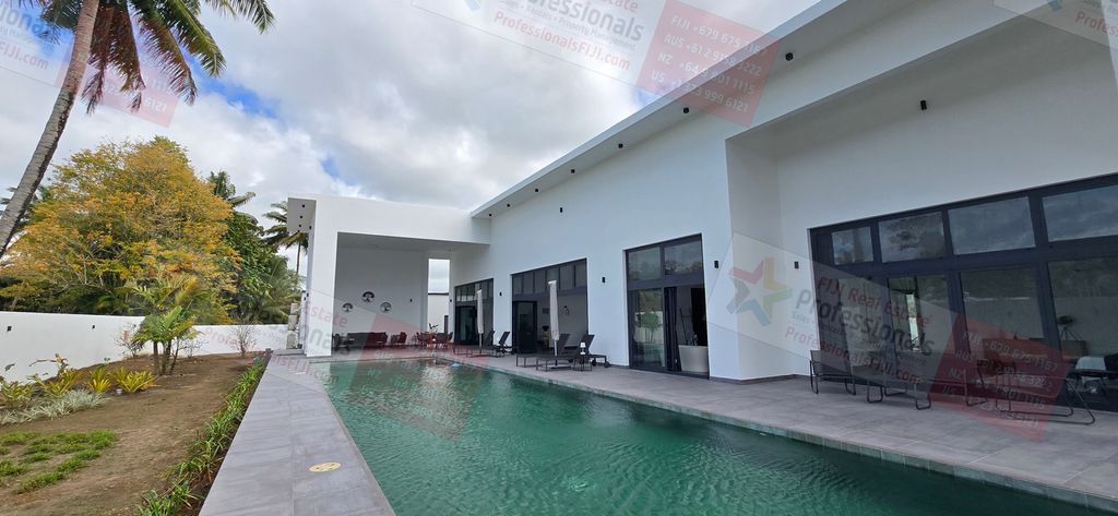 Property photo 2 of 35