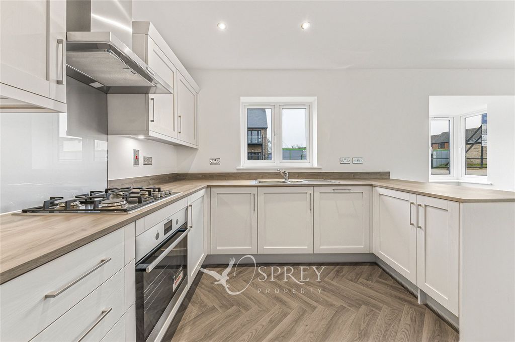 Property photo 2 of 17 Kitchen/Diner