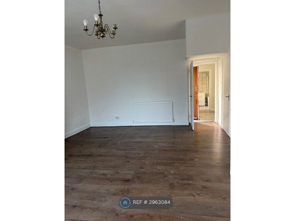 Property photo 2 of 9 Living Room